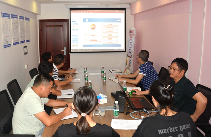 1568256840133213.jpg 宣讲会议.jpg