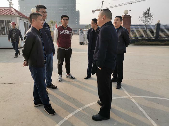 图3郭书记、李主席到洛阳与局六公司接洽工作pg_副本.jpg