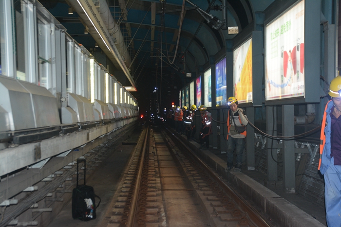 1574516692680246.jpg 图. 清湖二期改造承力索架设.JPG