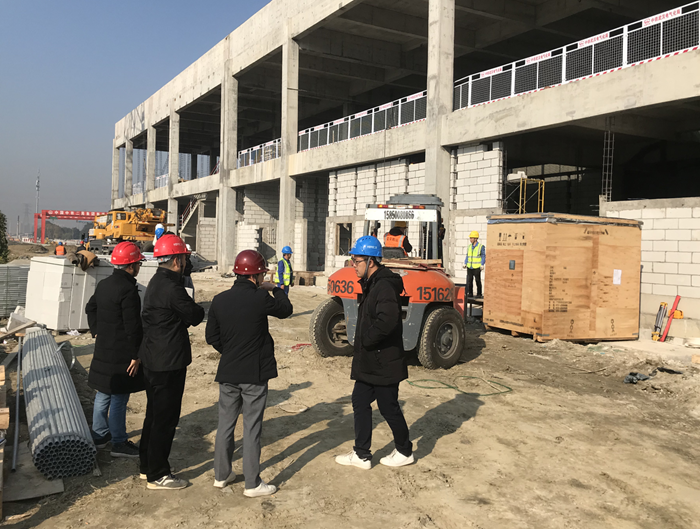 1576116633109145.png 图二:领导现场带班_副本.png