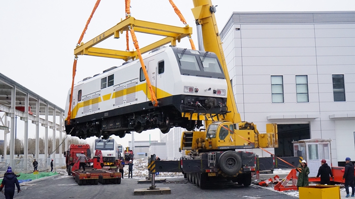 1578878370121999.jpg 图2:吊装作业_副本.jpg