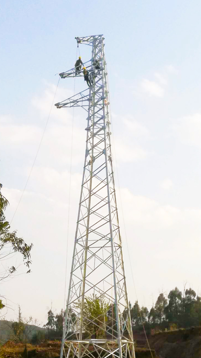 图4：铁塔组立作业1.jpg