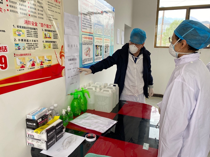 1586785656301179.jpg 1、北京局疾控所检查作业队驻地疫情防控工作---摄影 黄涛涛_副本.jpg