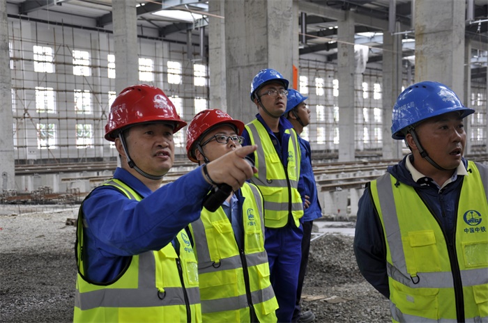 1593309885535401.jpg 曾令辉照片 (1)(1).JPG