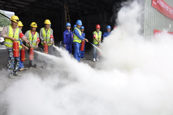 1593328216809513.jpg 灭火演练.jpg
