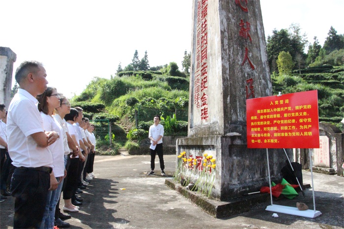 1594129233139990.jpg 讲述枝柳铁路修建背后的故事.jpg