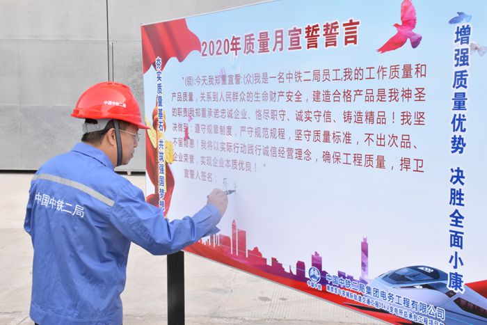 图2：签字掠影_副本.jpg