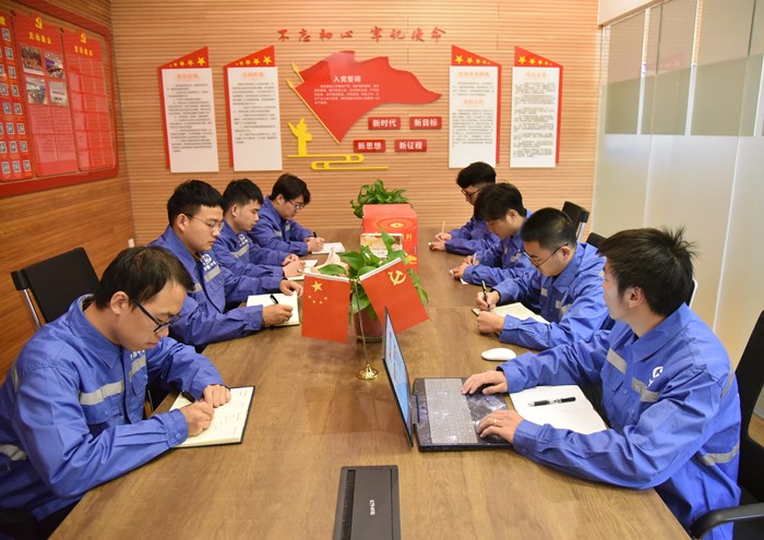 学习现场1.jpg