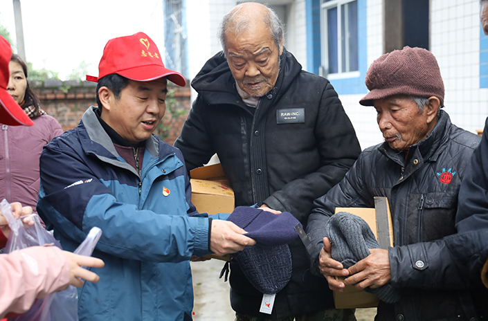 图一：活动剪影副本.jpg