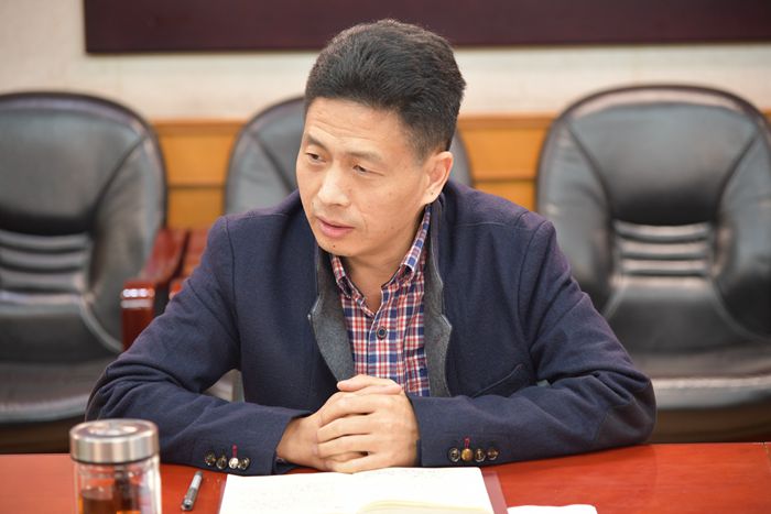 图2：陈总作指示_副本.jpg