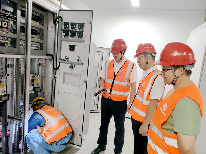 1631524261906722.jpg 图2:现场检查.jpg