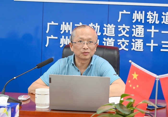 图2：主讲人特写 - 副本.JPG