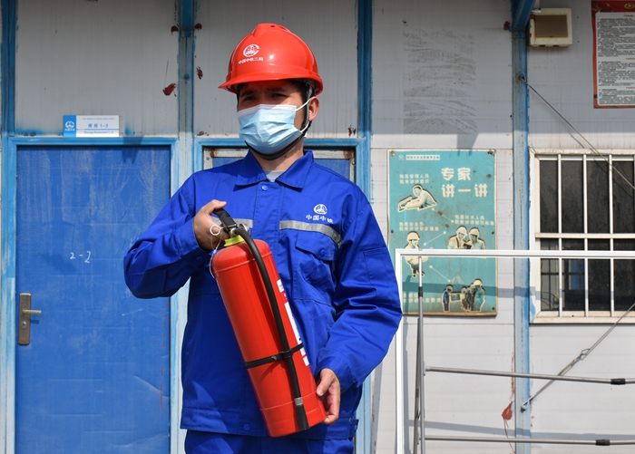 图2：灭火器操作讲解_副本.jpg
