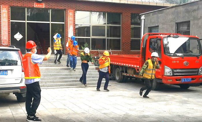 图1：应急疏散.png